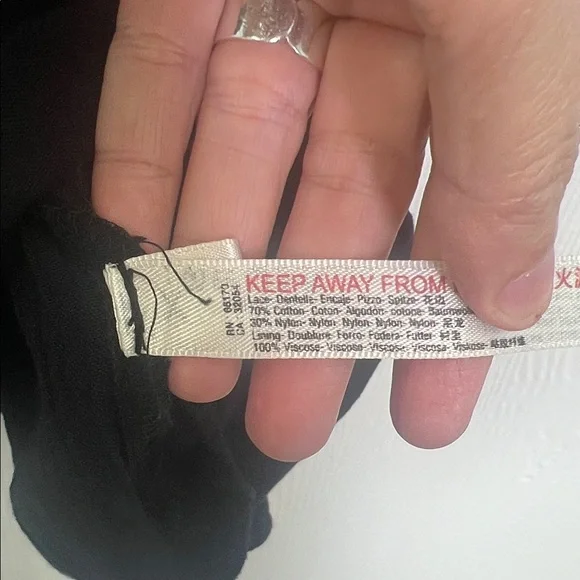 Free People - Black Lace Button Smocked Open Back Short Romper Size Medium - Picture 10 of 11